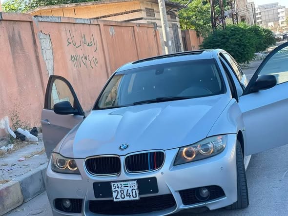 بي ام دبليو 320 2010 - صورة 4
