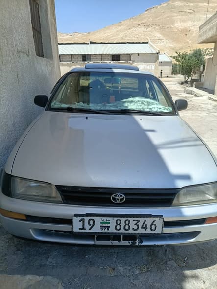 تويوتا كورولا 1993 - صورة 3
