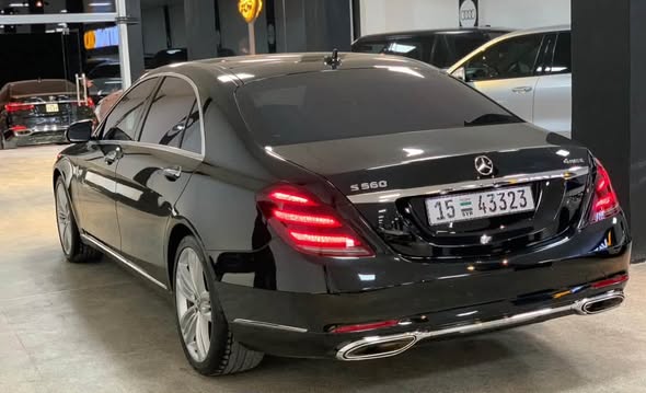 مرسيدس S560 2019 - صورة 5