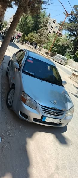 كيا سيراتو 2008 - صورة 3