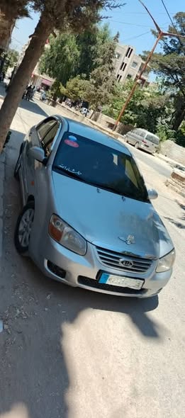 كيا سيراتو 2008 - صورة 5