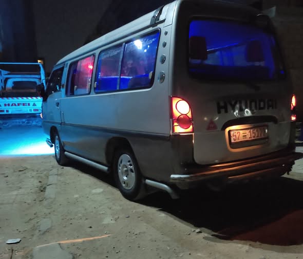 هونداي H-1 2001 - صورة 1
