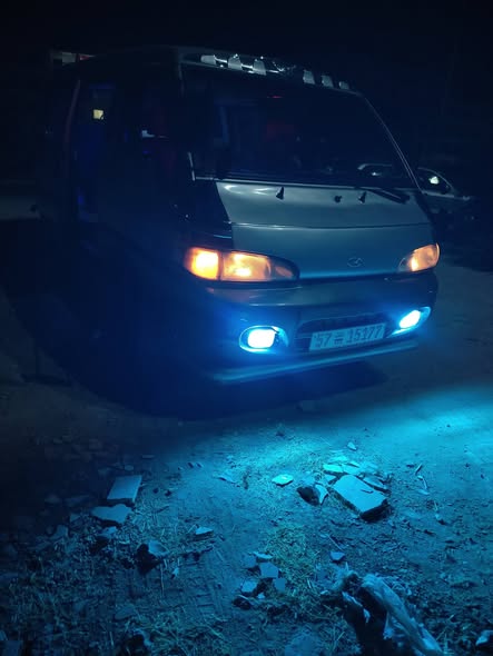 هونداي H-1 2001 - صورة 4