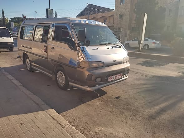 هونداي H-1 2001 - صورة 2
