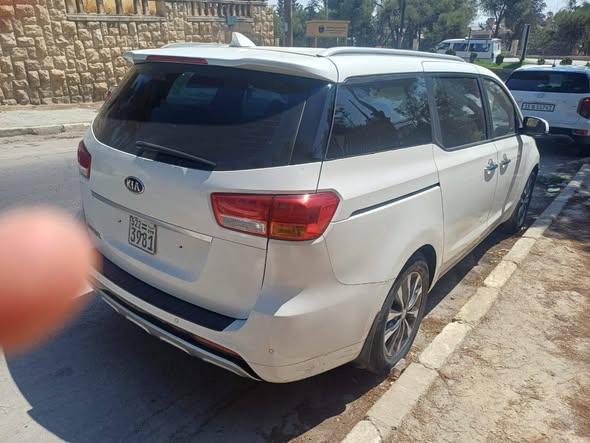 كيا كرنفال 2016 - صورة 2
