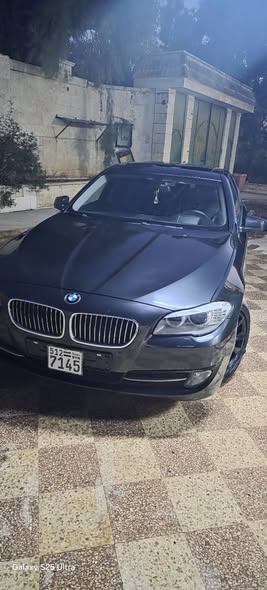 بي إم دبليو 520 2012 - صورة 1