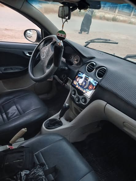 جاك B13 2010 - صورة 4