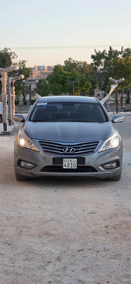 هيونداي أزيرا 2012