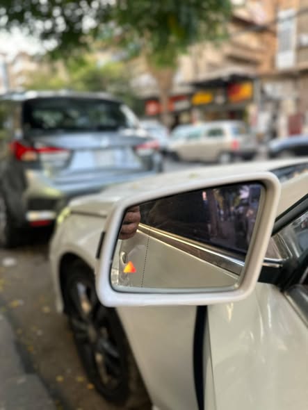 مرسيدس E200 2015 - صورة 5
