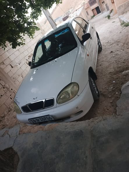 دايو لانوس 1998 - صورة 1