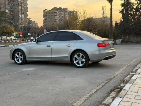 أودي A4 2012 - صورة 1