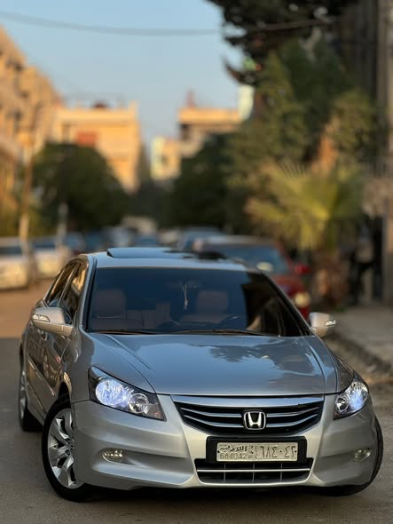 هوندا اكورد 2009 - صورة 1