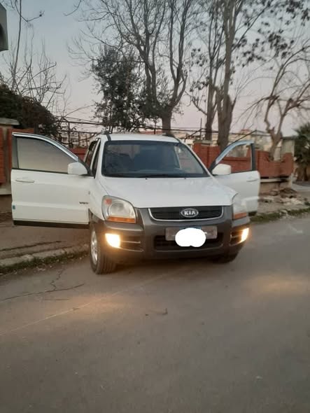 كيا سبورتاج 2008 - صورة 1