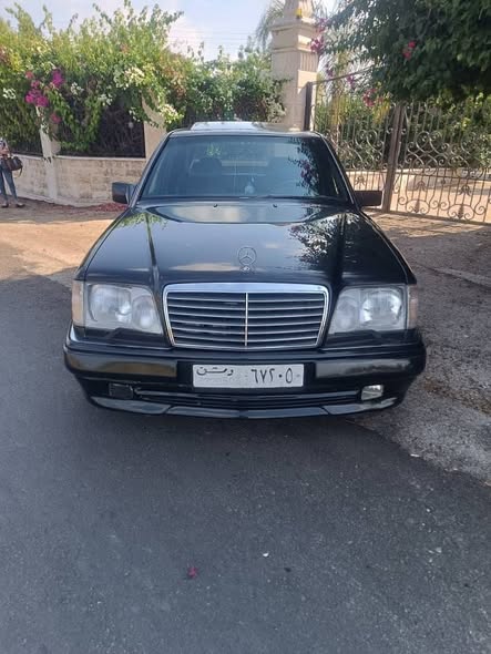 مرسيدس 320 1991 - صورة 1