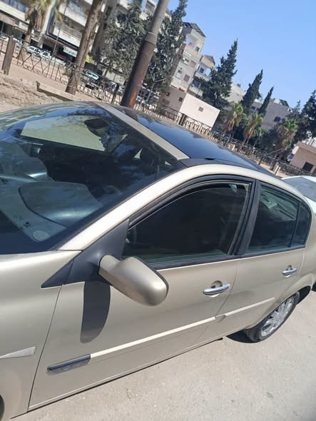 رينو ميجان 2006 - صورة 3