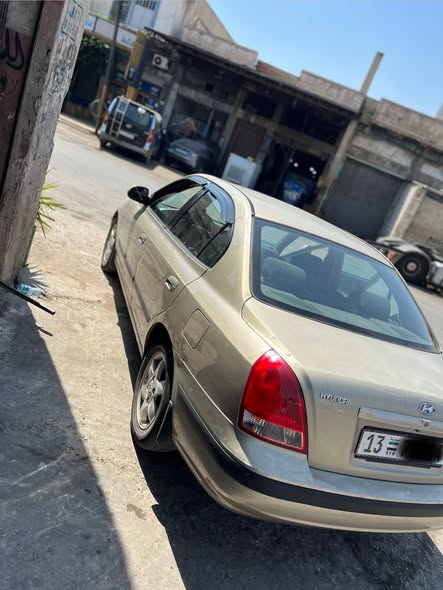 هيونداي افانتي 2004 - صورة 5