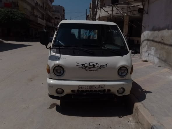 هيونداي H100 2001 - صورة 3