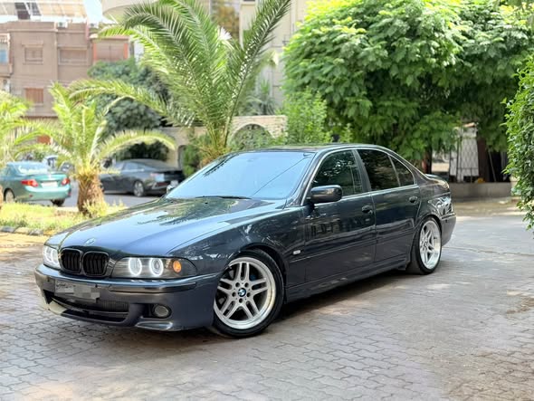 بي إم دبليو 530 2003 - صورة 1