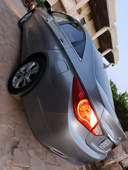 هيونداي سوناتا 2011 - صورة 2