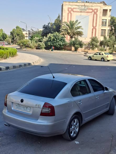 سكودا اوكتافيا 2009 - صورة 3