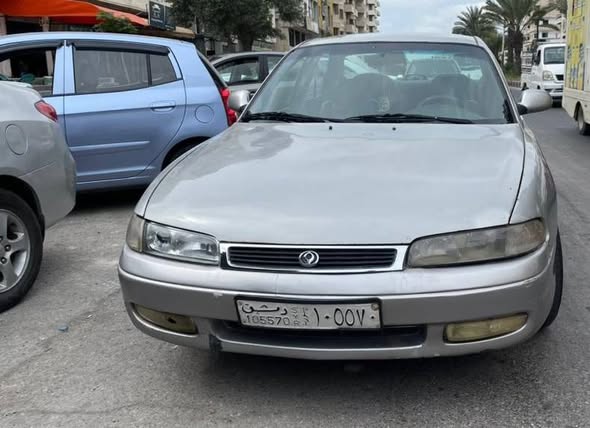 ماذدا 626 1995 - صورة 1