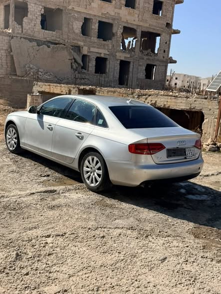 اودي A4 2010 - صورة 1