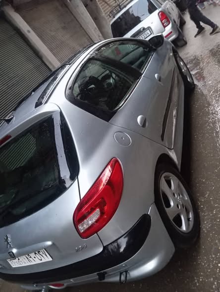 بيجو 206 2007 - صورة 2