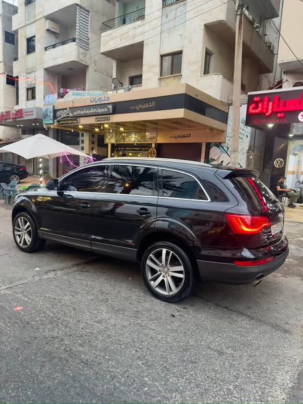 أودي Q7 2010 - صورة 2
