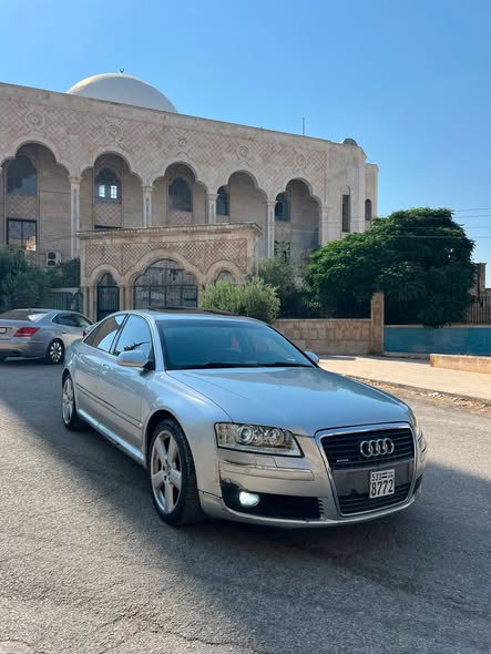 اودي A8 2008 - صورة 1