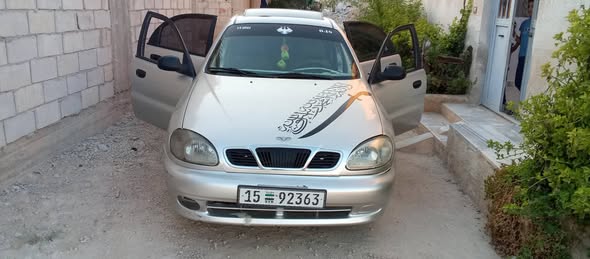 دايو لانوس 2002 - صورة 1