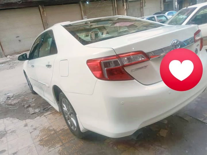 تويوتا كامري 2014
