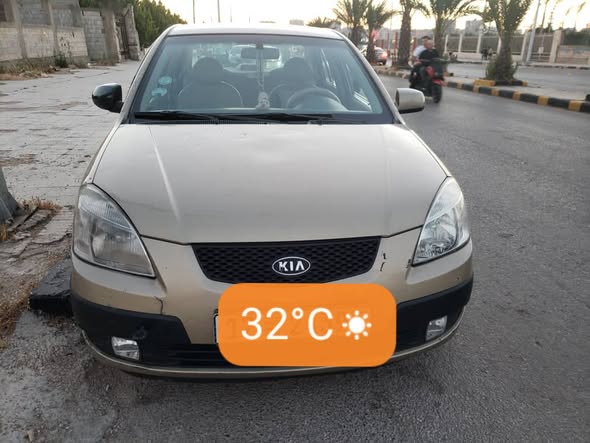 كيا ريو 2010 - صورة 1