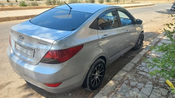 هيونداي اكسنت 2011 - صورة 3