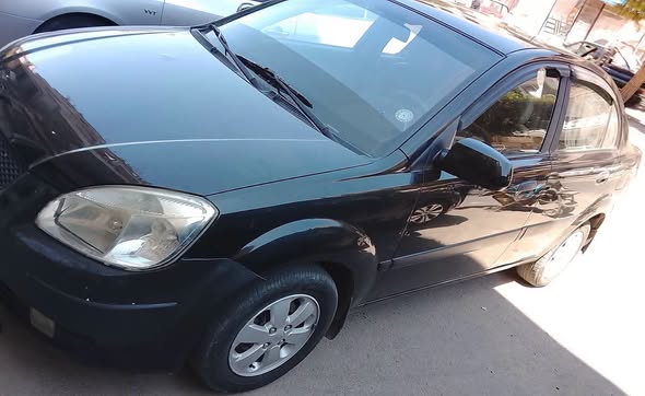 كيا ريو 2009 - صورة 1