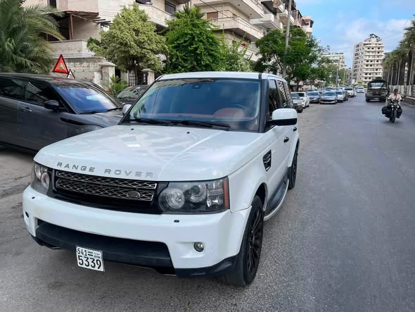 رنج روفر سبورت 2013 - صورة 2