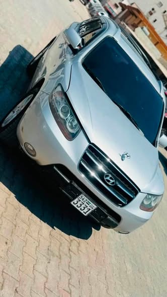 هيونداي سنتافيه 2009 - صورة 4