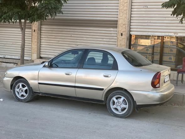 دايو لانوس 2004 - صورة 2