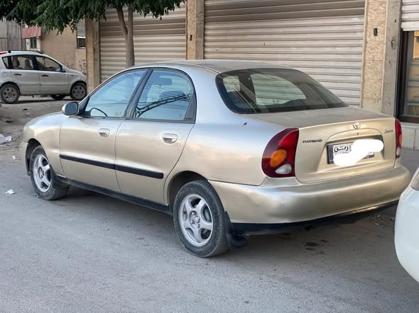 دايو لانوس 2004 - صورة 5