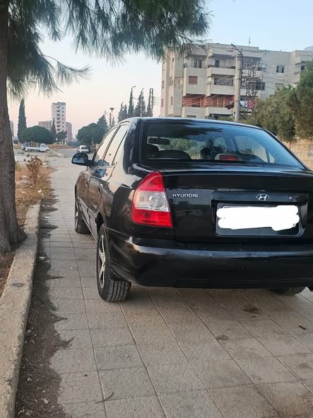 هيونداي فيرنا 2011 - صورة 1