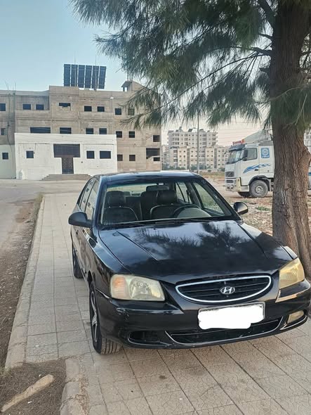 هيونداي فيرنا 2011 - صورة 2