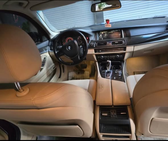بي إم دبليو 520i 2016 - صورة 3