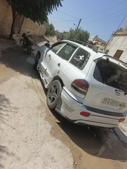 هيونداي سنتافيه 2004 - صورة 5