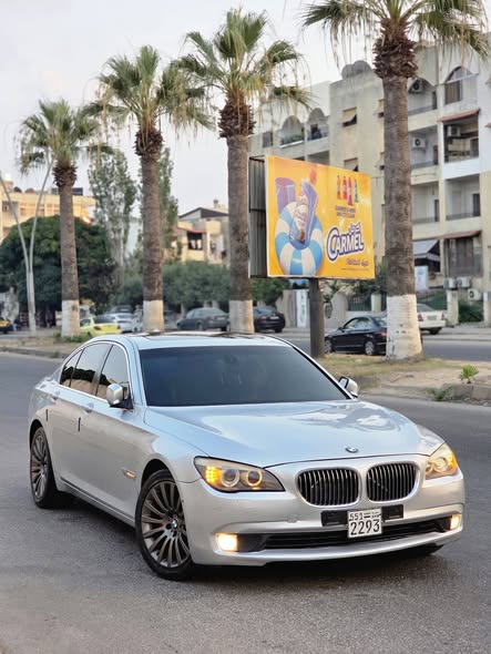 بي إم دبليو 740 2010 - صورة 2