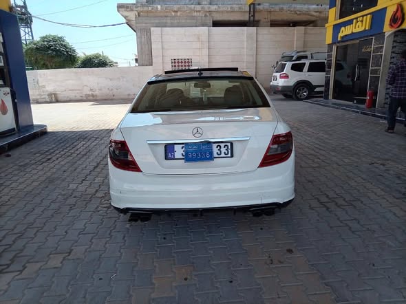 مرسيدس سي 220 2011 - صورة 2