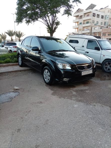 كيا ريو 2010 - صورة 4
