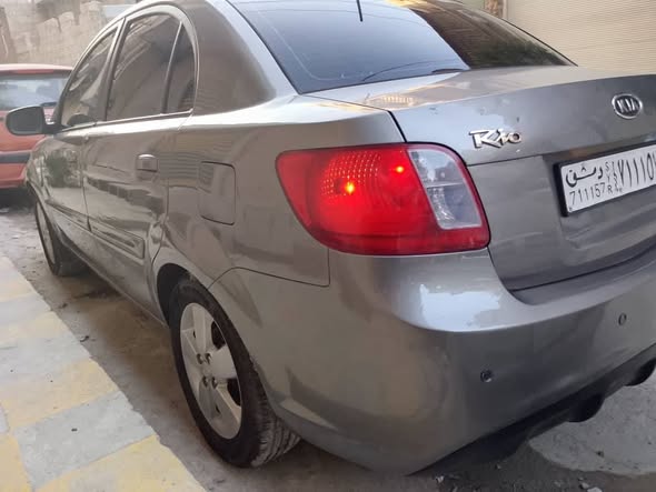 كيا ريو 2010 - صورة 4
