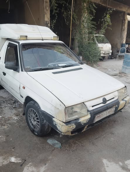 سكودا بيك أب 1995 - صورة 2