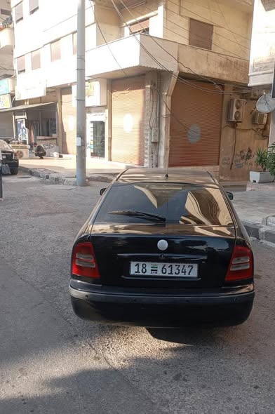 سكودا أوكتافيا 2001 - صورة 2