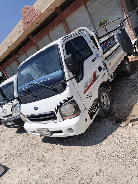 كيا K2700 2002 - صورة 1