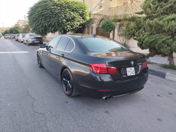 بي إم دبليو 520 2012 - صورة 4